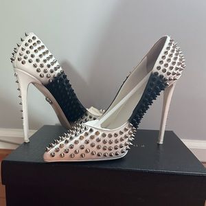 Authentic Philipp Plein Embossed Leather Stiletto Pumps with Spikes size 39